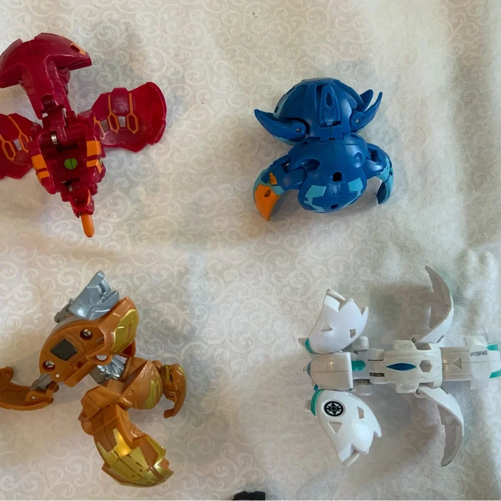 Bakugan Spin Master Lot Of 13 Figures B300 B700 Battle Brawlers Battle Planet